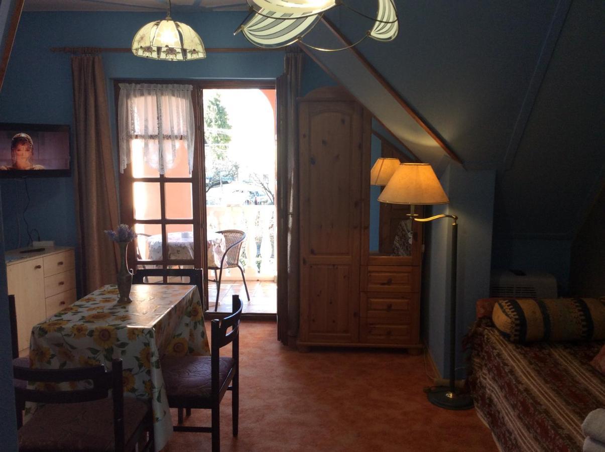Hotel Ilona Kis Kastély Panzió Keszthely Esterno foto