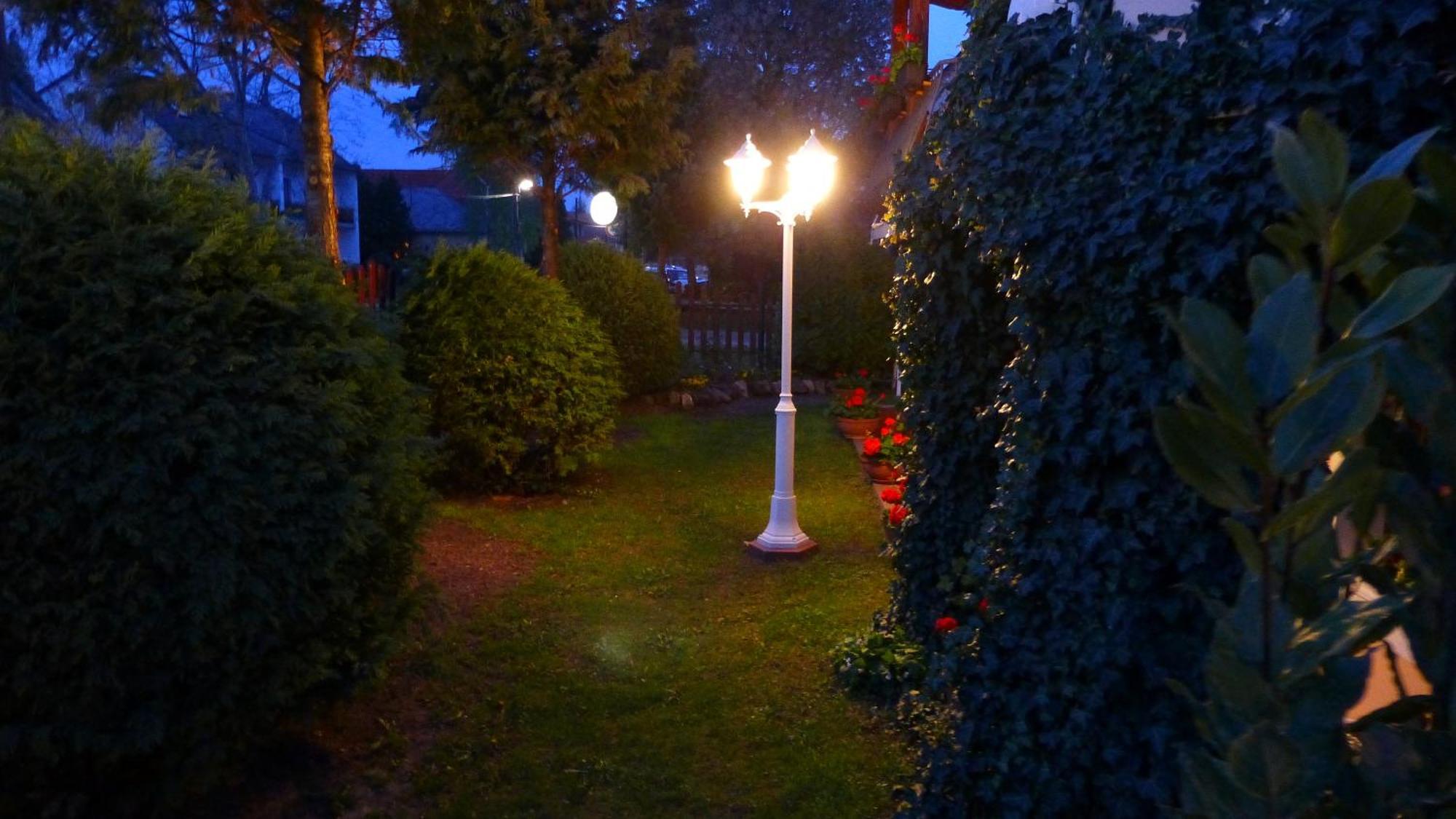 Hotel Ilona Kis Kastély Panzió Keszthely Esterno foto