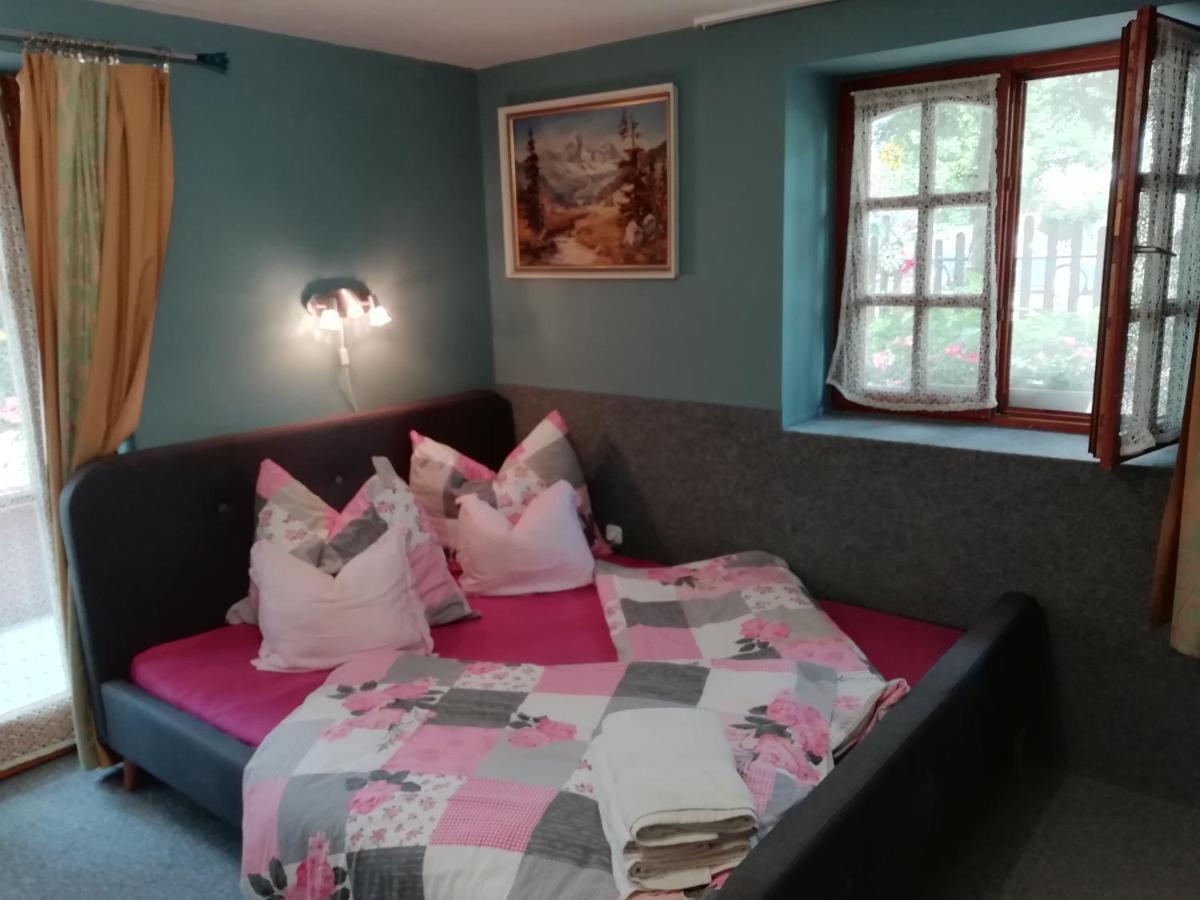 Hotel Ilona Kis Kastély Panzió Keszthely Esterno foto